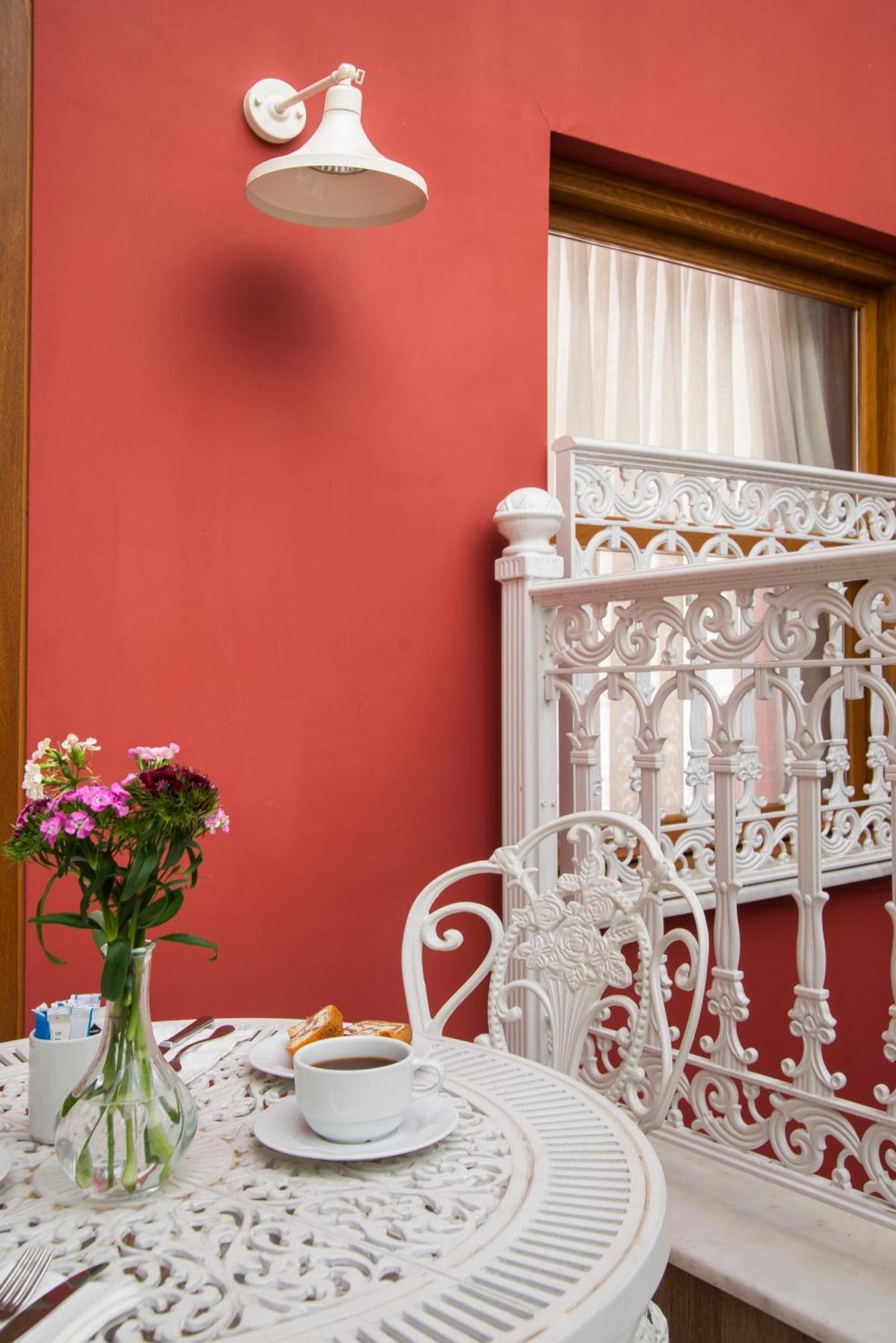 Amofta Hotel Taksim Istanbul Exterior photo