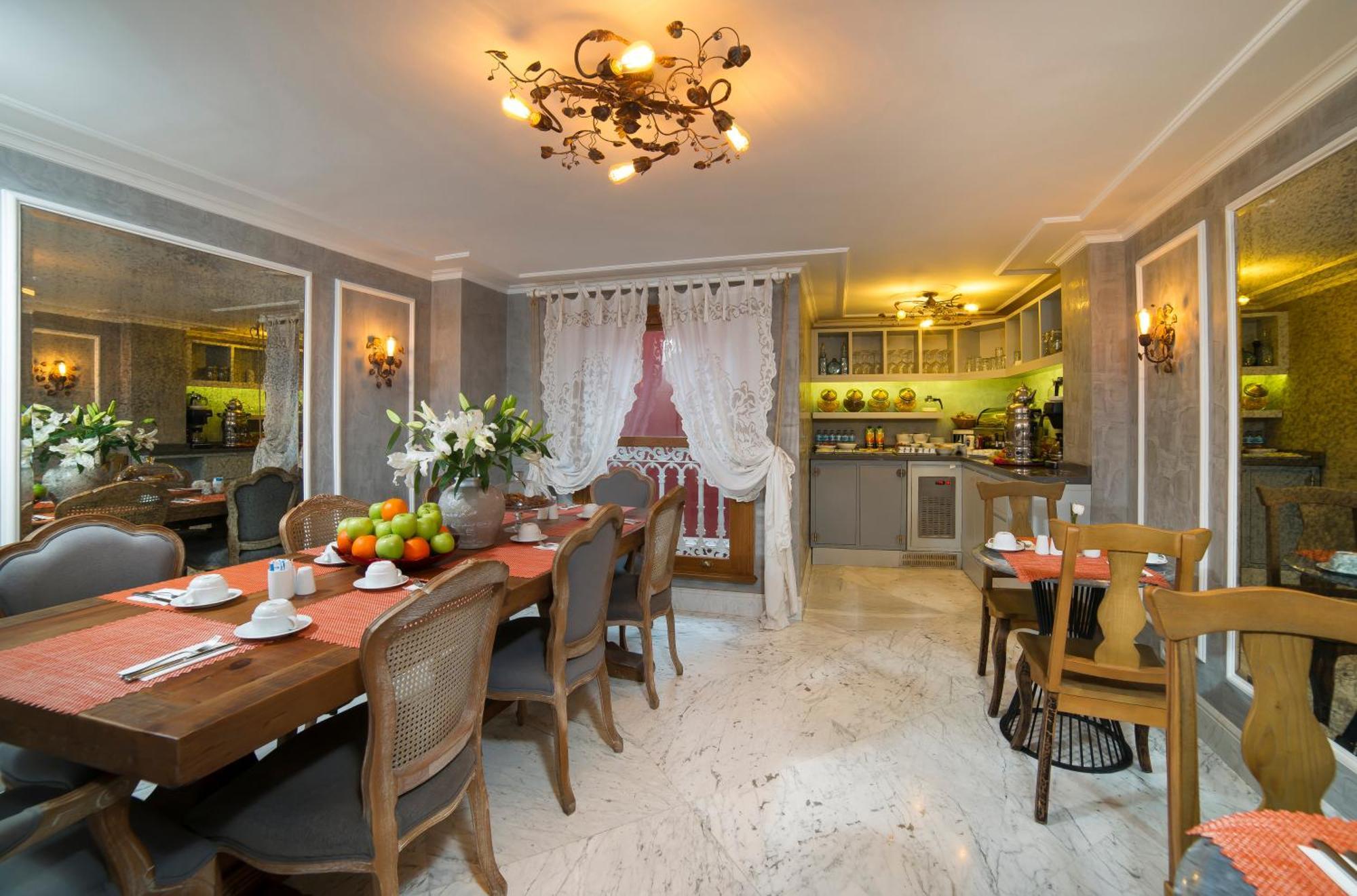 Amofta Hotel Taksim Istanbul Exterior photo