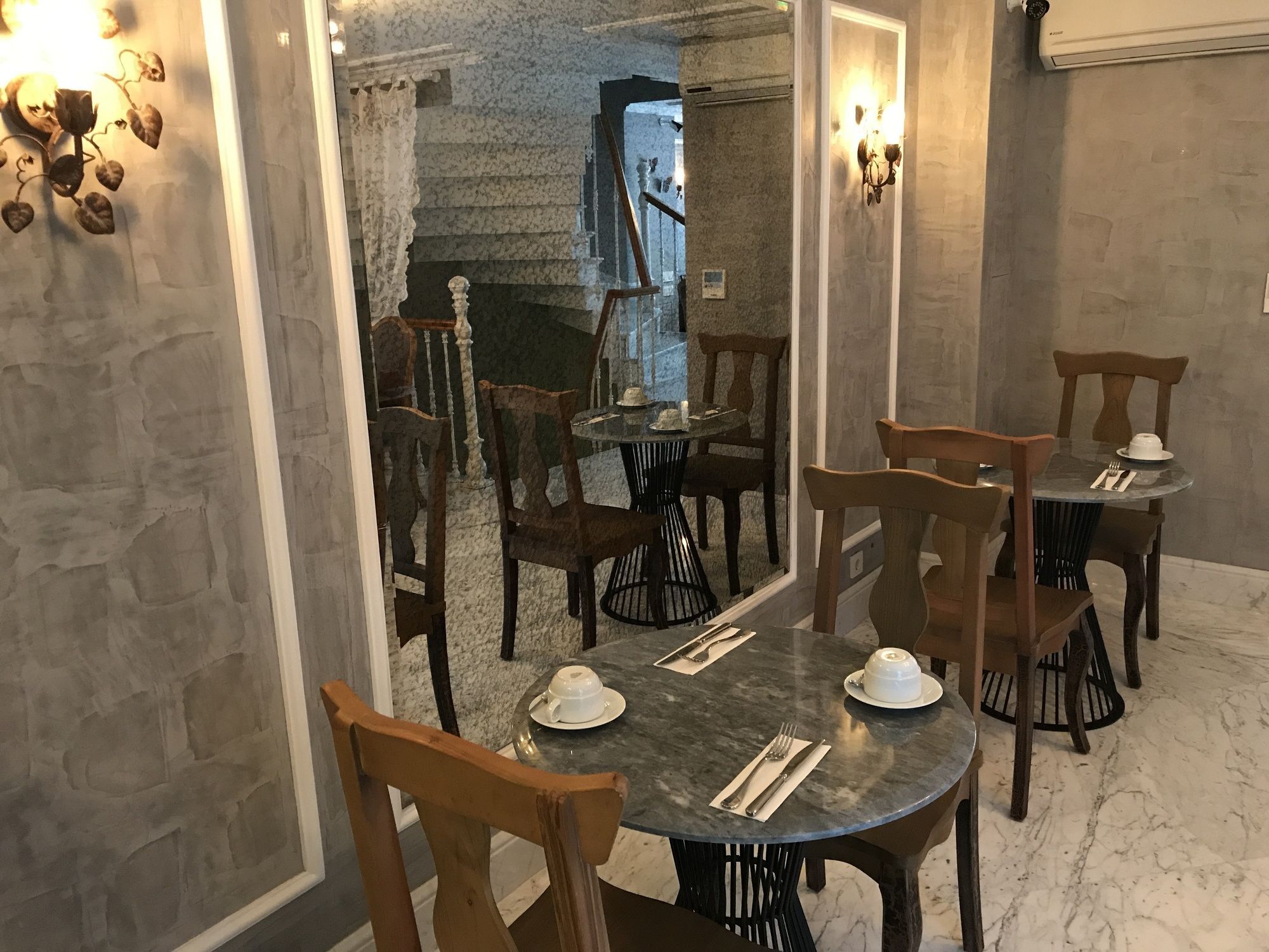 Amofta Hotel Taksim Istanbul Exterior photo